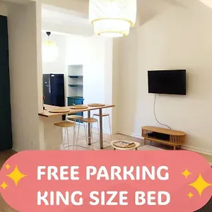 Appartement En Plein Centre Au Pied Des Musees, Grasse